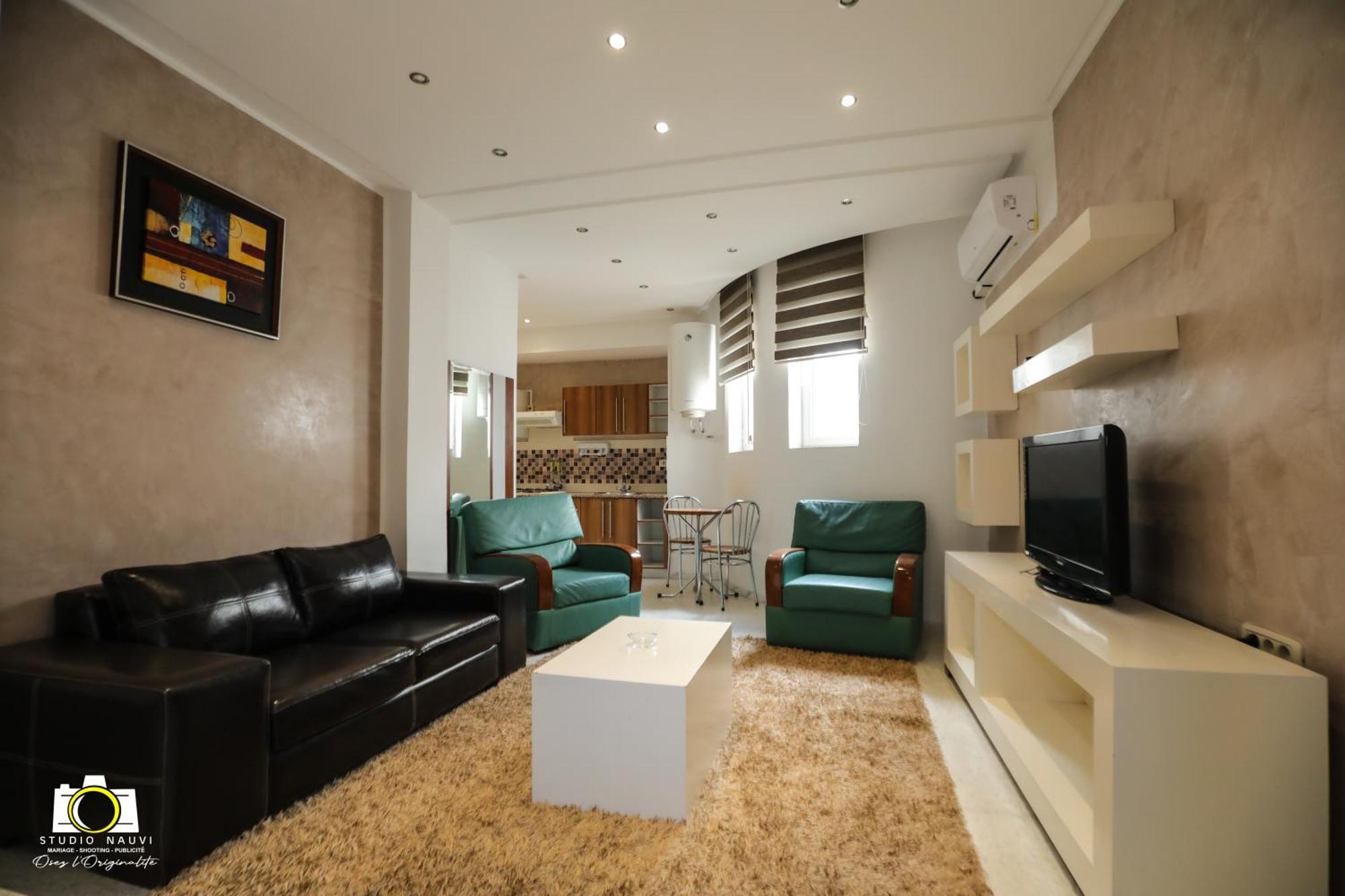 Immeuble Gazbar Apartment Gabes Bagian luar foto