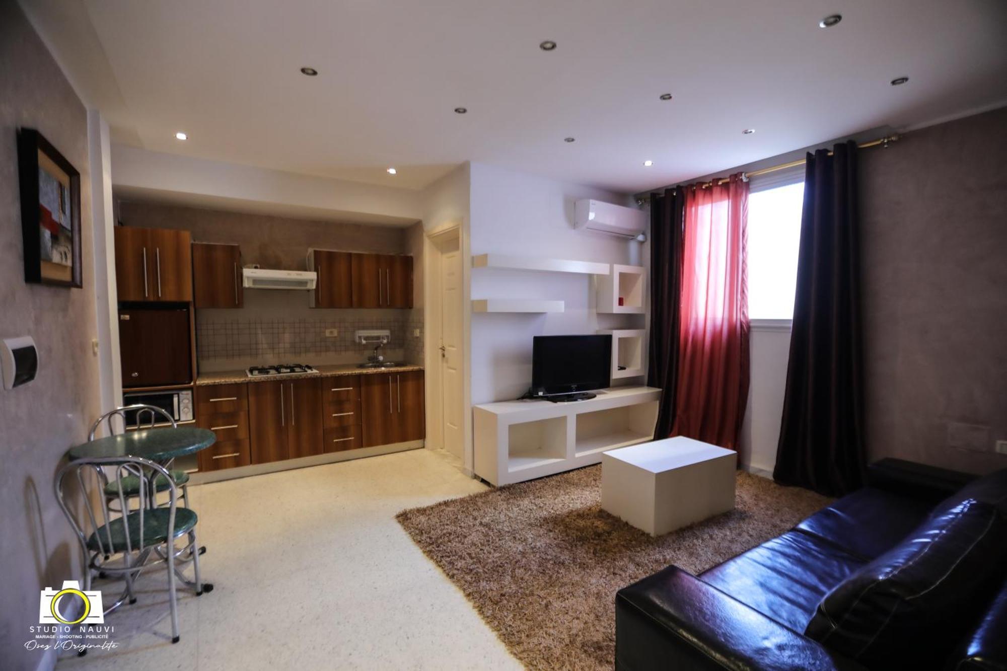 Immeuble Gazbar Apartment Gabes Bagian luar foto