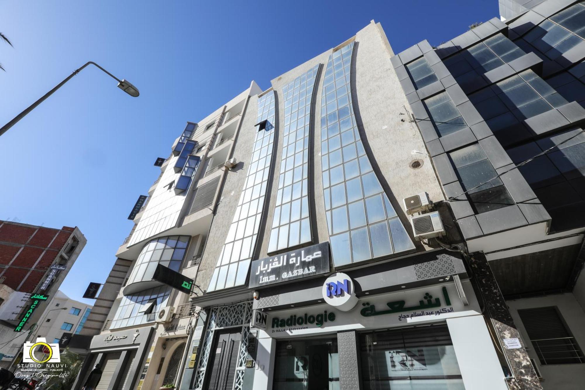 Immeuble Gazbar Apartment Gabes Bagian luar foto