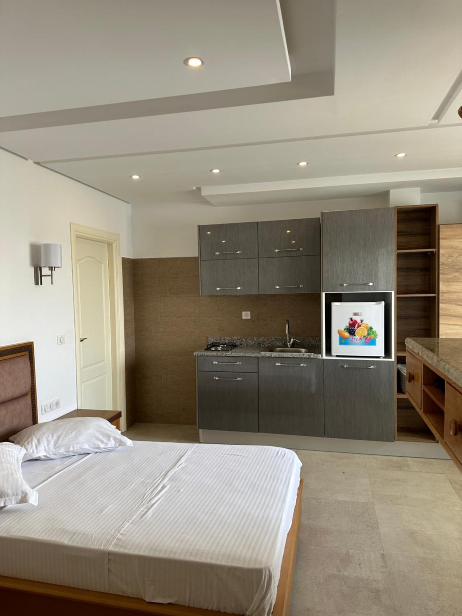 Immeuble Gazbar Apartment Gabes Bagian luar foto
